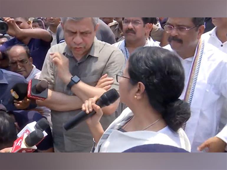 Odisha train accident: Mamata-Vaishnaw argument over death toll caught on camera