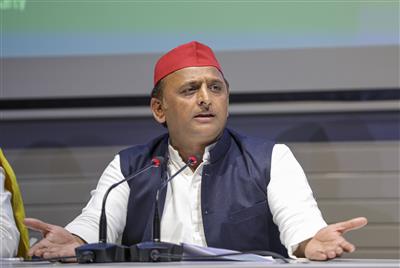 Samajwadi Party dissolves all national, state executive bodies, but retains party's UP chief Naresh Uttam