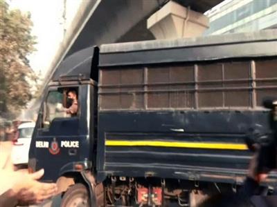 Shraddha Murder case: Delhi police takes accused Aaftab to Hospital for Narco test