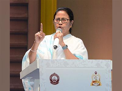 West Bengal: CM Mamata Banerjee strongly condemns Delhi Police's action against protesting wrestlers