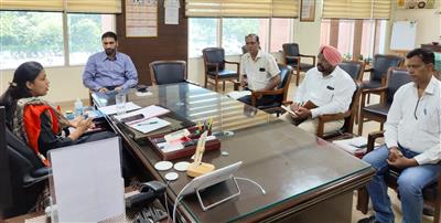DC Jain holds meeting with Railway Authorities to review the progress of pre tender formalities