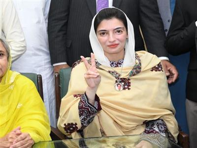 Pakistan: President Zardari's daughter Aseefa to make political debut, files nomination for by-polls