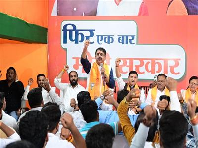 BJP's Bhopal candidate Alok Sharma looks to live up to history of city's 'Chowk Mohalla'