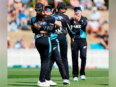 Devine's all-round show helps New Zealand clinch 3-run win over England in 3rd T20I