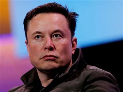 Elon Musk announces free premium features for X Accounts with over 2500 verified subscribers
