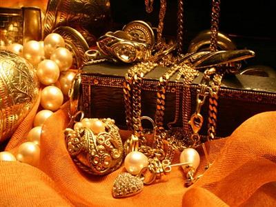 India's gems-jewellery sector sparkles amidst surging gold prices and global export dominance