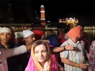 Nita Ambani offers prayer at Golden Temple in Amritsar