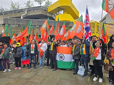 London: Overseas Friends of BJP UK organises spectacular 'Run for Modi' event