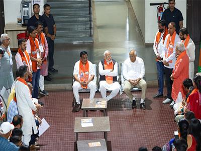 PM Modi visits Gujarat BJP office in Gandhinagar