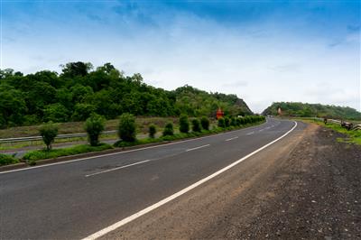 India’s highway authority creates World Record; lays longest bituminous lane of 75 kilometres in 105 hours