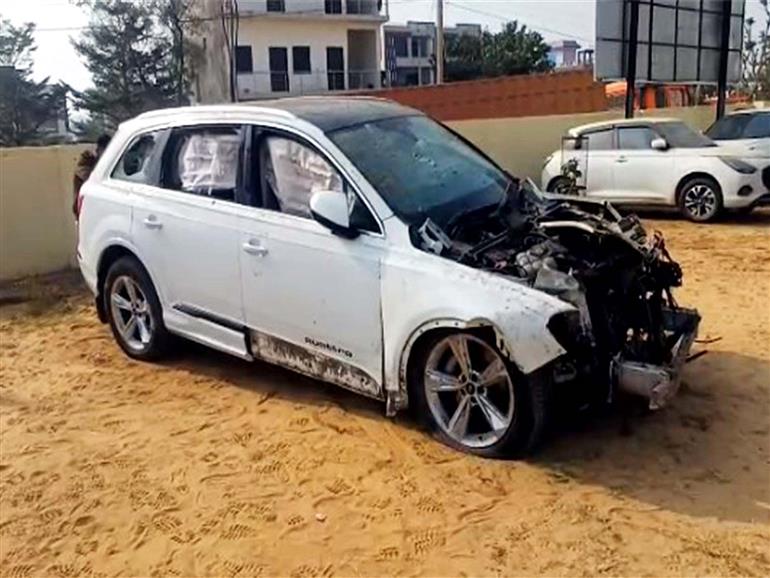Jaipur: One killed, 12 injured after Audi car rams people at Kharabas Circle