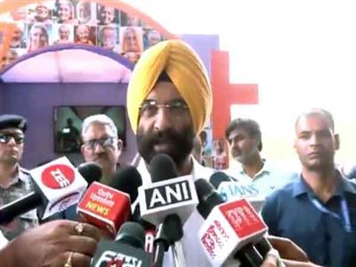 Manjinder Sirsa attacks Rahul Gandhi over 1984 riots