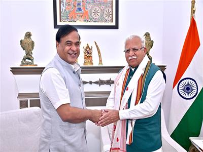 Assam CM meets Union Minister Manohar Lal; discusses issues pertaining to power, urban development