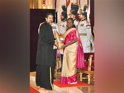 Musician Ricky Kej honoured with Padma Shri; goes barefoot to receive the award