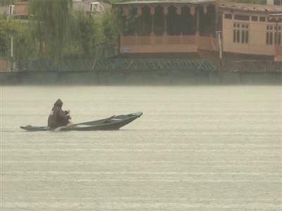 Heavy rainfall and hailstorms lash J-K's Srinagar