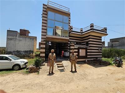 SAS Nagar Police Freezed Property of Drug Smugglers as a part of Yudh Nashian Virudh