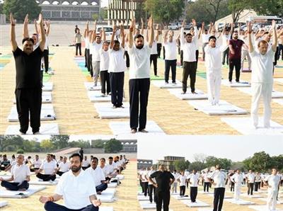 Haryana: Over 20 lakh people to participate for mass yoga practice on 11th International Yoga day