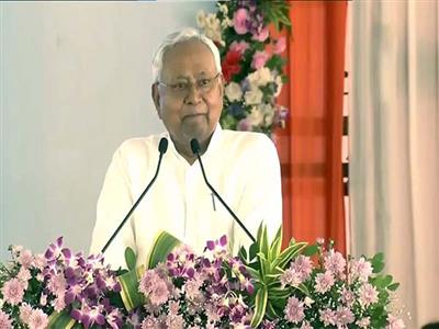 Have you ever seen such a big gathering before: Bihar CM Nitish Kumar lauds PM Narendra Modi in Siwan