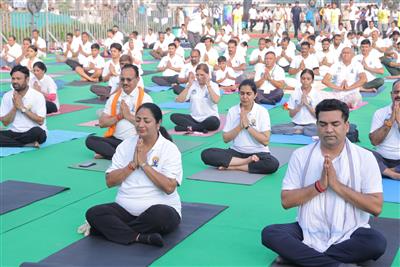 Delhi CM performs yoga with students and boat club members on boats in Yamuna, hits out at AAP for ignoring river cleaning