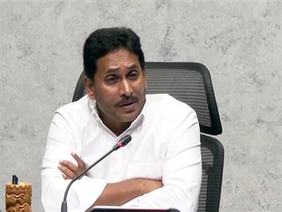 Ex Andhra CM YS Jagan, driver booked for man's death during Guntur rally