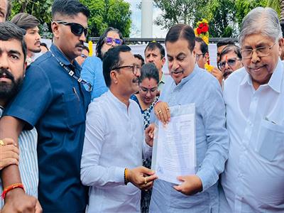 Traffic concerns cut short Nitin Gadkari's Pune tunnel project inspection
