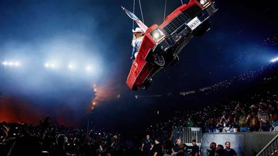 Beyonce's mid-air car tilts during Houston show; singer pauses 'Cowboy Carter' tour to land safely