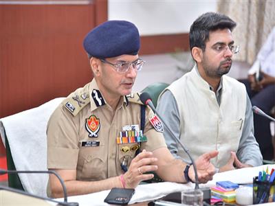Major international drug cartel busted, 60.302 kg heroin recovered near International Border in Barmer