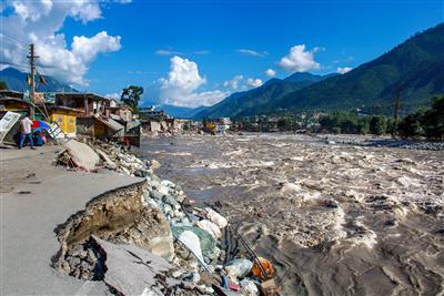 Himachal Pradesh: 10 dead, 34 missing as cloudburst and flash floods hit Mandi