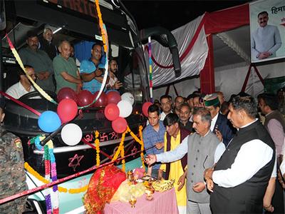 Himachal CM reiterates commitment of 'Green Energy State'