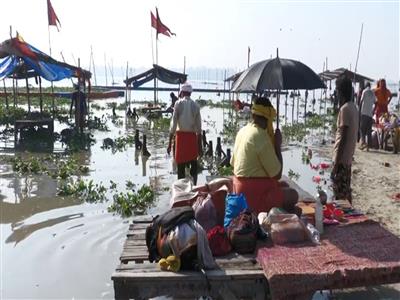 UP: Rising Ganga submerges ghats in Varanasi and Prayagraj; heavy rainfall causes waterlogging in Moradabad