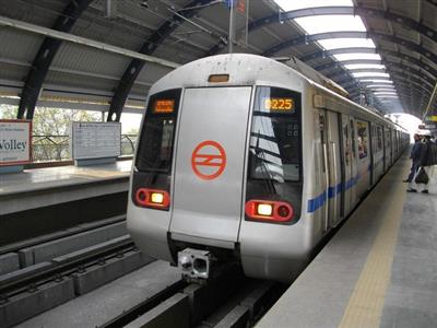 Delhi Metro trains stop for 2-3 minutes as precautionary measure following earthquake