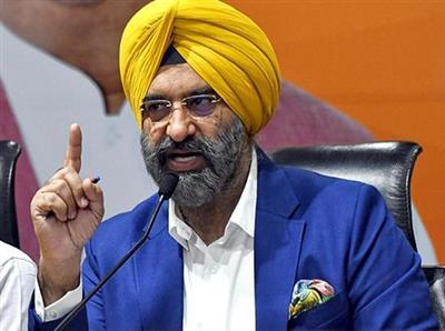 Manjinder Sirsa serves legal notice to Aman Arora over defamation allegations