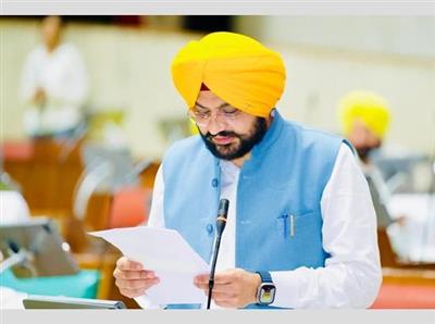 Minister Tarunpreet Sond assures revamp of Talwara bus stand