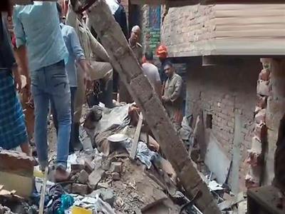 Seelampur building collapse: 8 injured, including infant; rescue operation continues in North-East Delhi