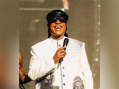 Stevie Wonder responds to longtime rumour about his blindness