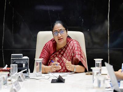 Delhi Govt to transform DTC: Smart Cards, high-tech bus shelters and ISBT upgrades on agenda