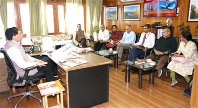 CS holds meeting with Central Team on Escalating Natural Calamities