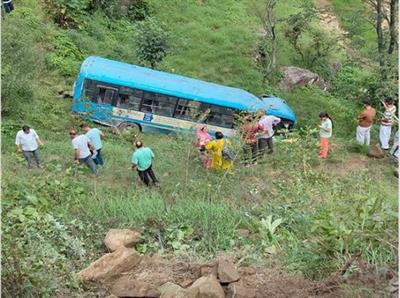 Himachal Pradesh: 5 dead, several injured as HRTC bus falls into gorge in Sarkaghat