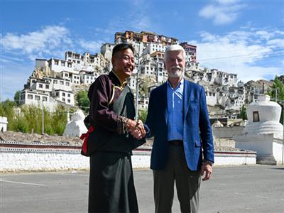 Czech Prez meets Tibet delegation in Ladakh, voices strong support for Tibetan rights and cultural freedom