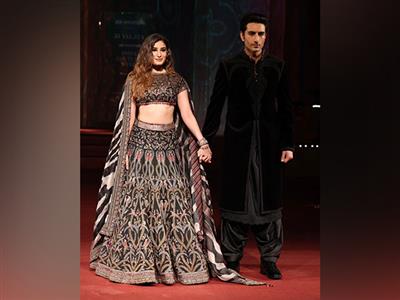 Ibrahim Ali Khan, Rasha Thadani debut at India Couture Week 2025 as JJ Valaya's showstoppers