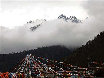 Tibetan singer Asang detained by China after song praising Dalai Lama