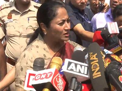 Delhi CM Rekha Gupta allegedly attacked during Jan Sunvai, Police inquiry underway