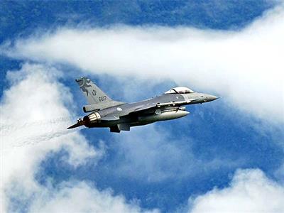Taiwan detects Chinese military presence around strait