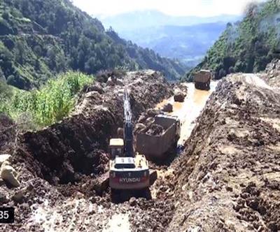 J-K: BRO clears Pir Panjal roads in Rajouri after landslides; IMD issue alerts