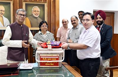 Haryana Governor Prof Ashim Kumar Ghosh adopts 5 TB patients as ‘Nikshay Mitra’