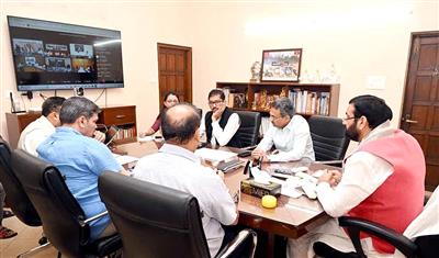 CM Nayab Singh Saini holds meeting with Deputy Commissioners, reviews rain and flood situation