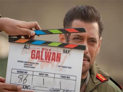 Salman Khan commences shoot for 'Battle of Galwan', shares picture in uniform