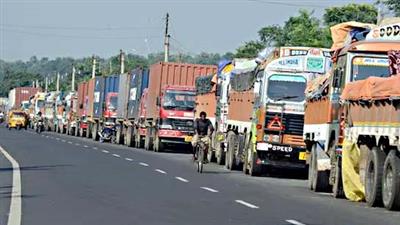 Truck operators stranded at West Bengal-Nepal border at Panitanki; transporters face 'huge losses'