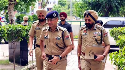 DAY 196, Punjab police conducts raids at 383 sites, 99 Drug smugglers held
