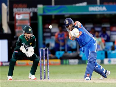 Pycroft informed of 'no handshake' four minutes before Ind-Pak toss